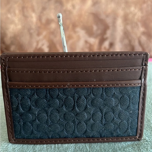 COACH 🤎🖤 card case unisex like new condition - Picture 5 of 11